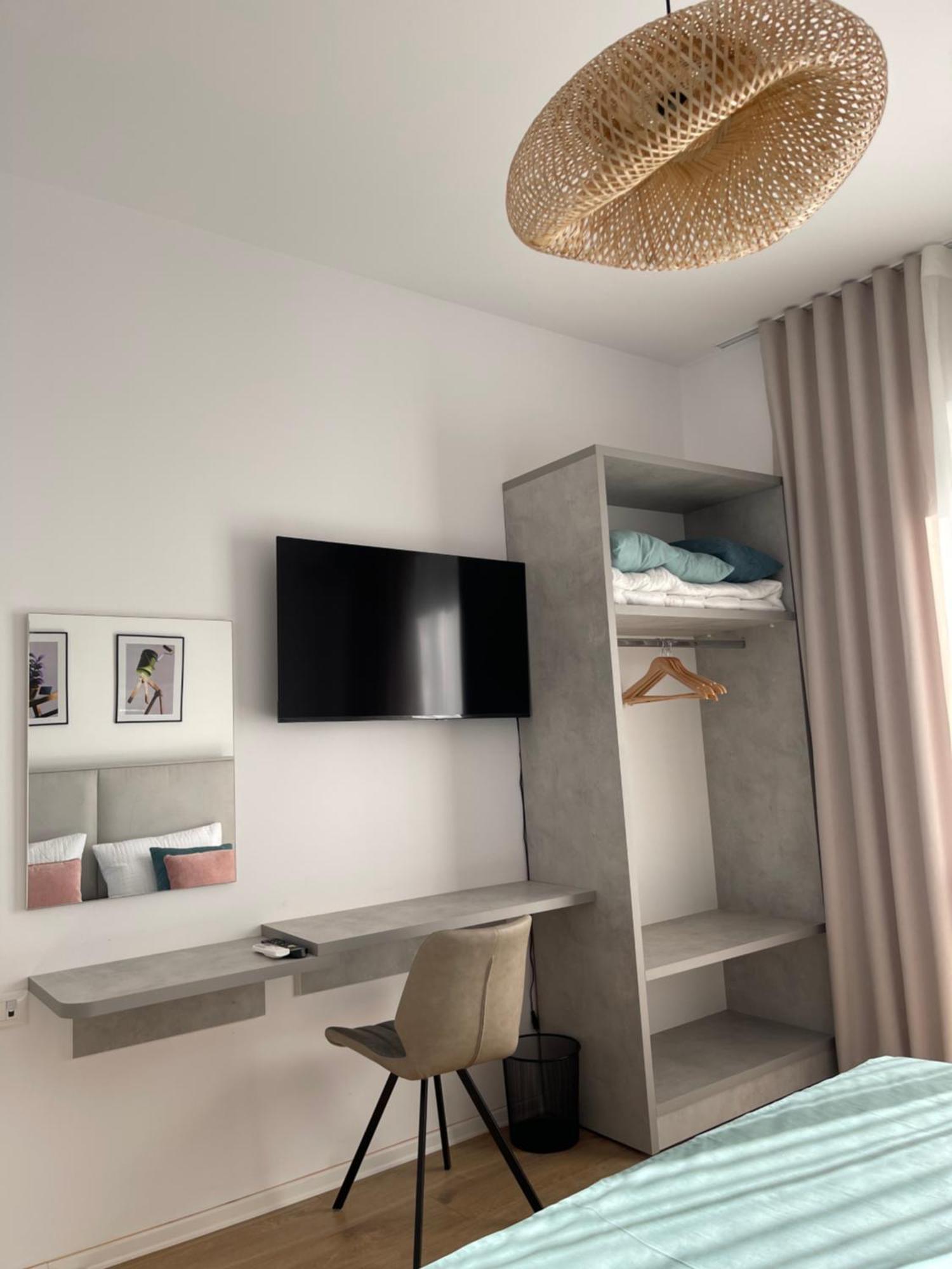 Sunny City Center Apartment Lezhë Zewnętrze zdjęcie